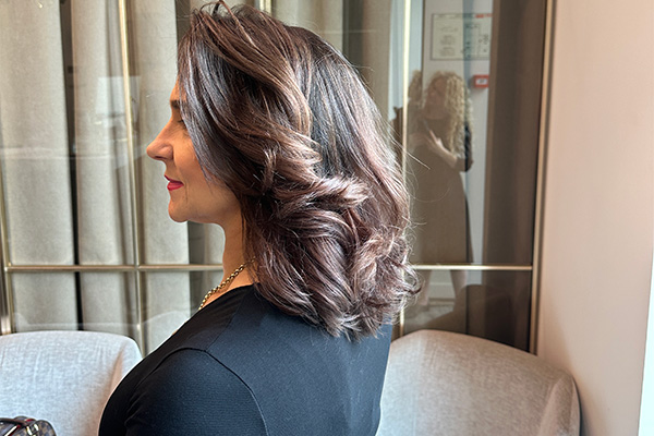 Окрашивание с темными корнями и светлыми концами: техники, фото, советы стилистов